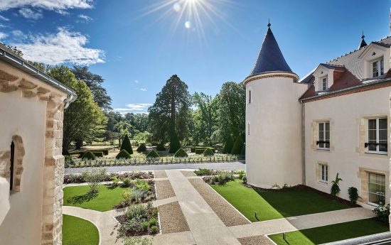 Château Saint-Jean : Un Écrin de Luxe et d’Histoire à Montluçon